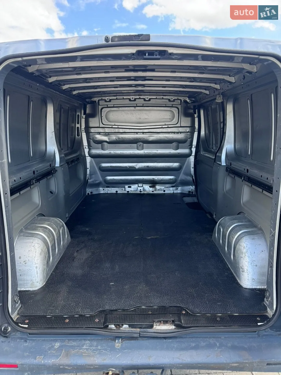 2011 Opel Vivaro - мініатюра 17