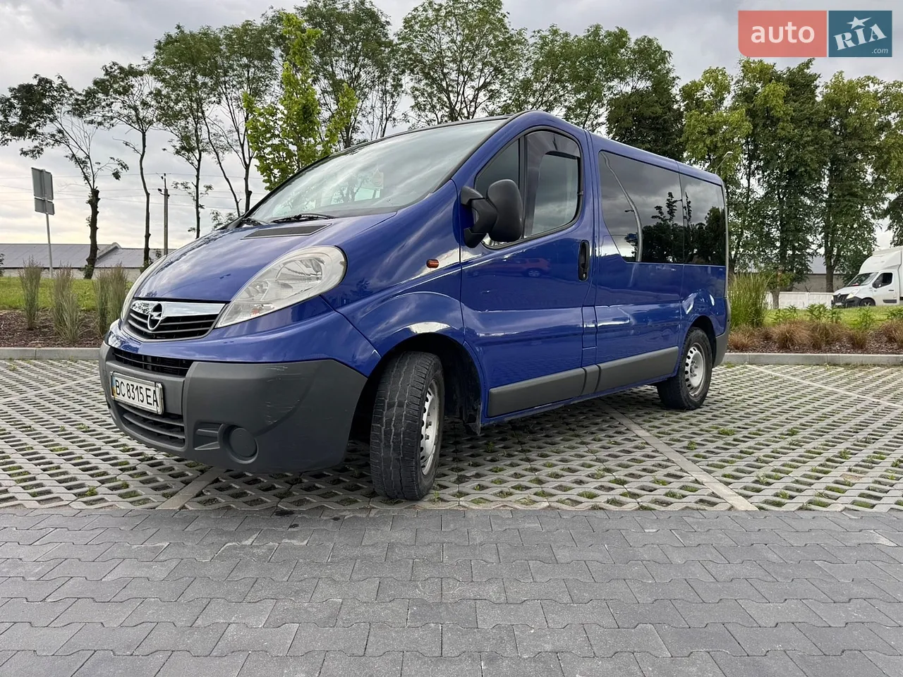 2010 Opel Vivaro - мініатюра 9