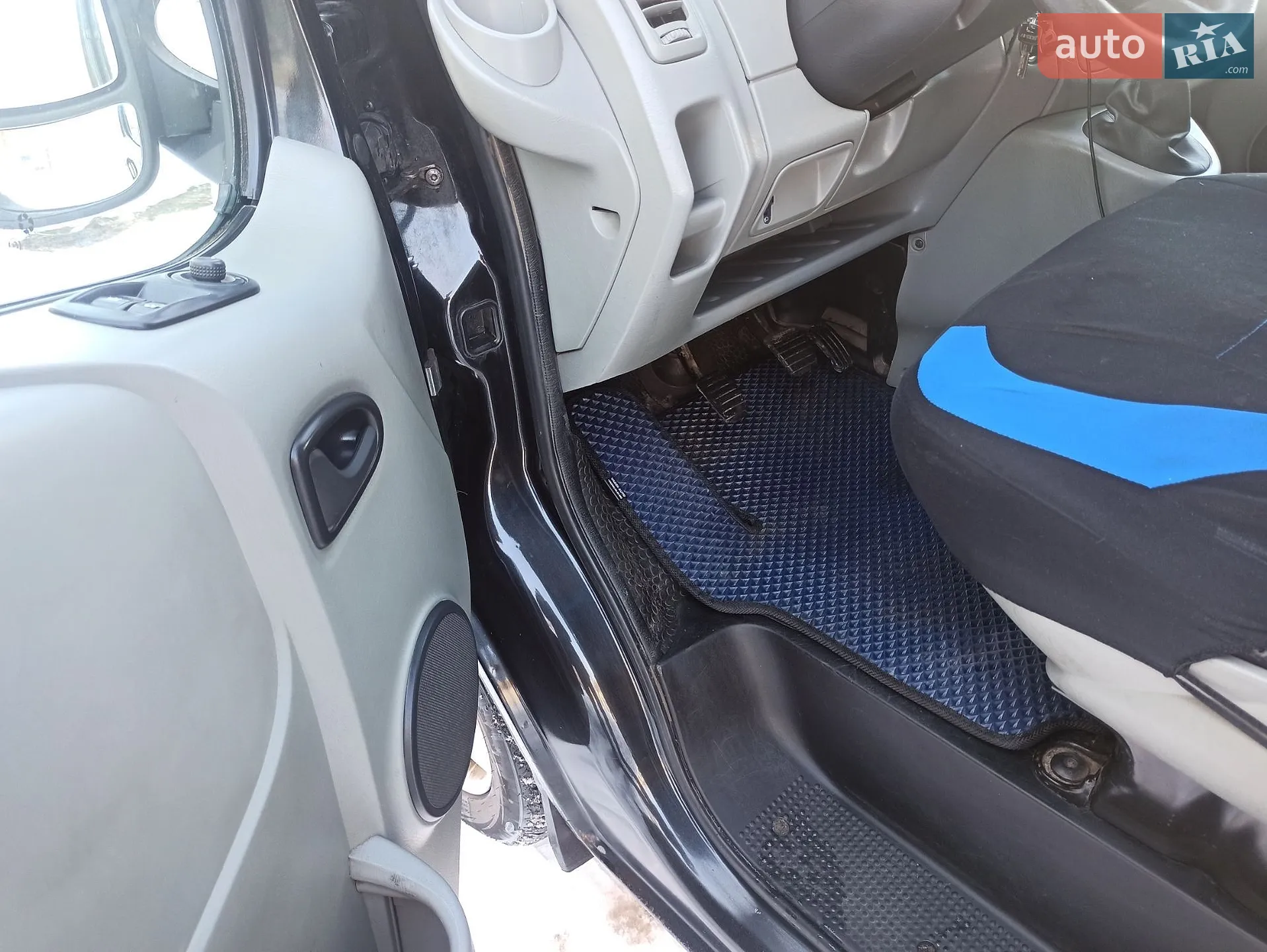 2011 Opel Vivaro - мініатюра 15