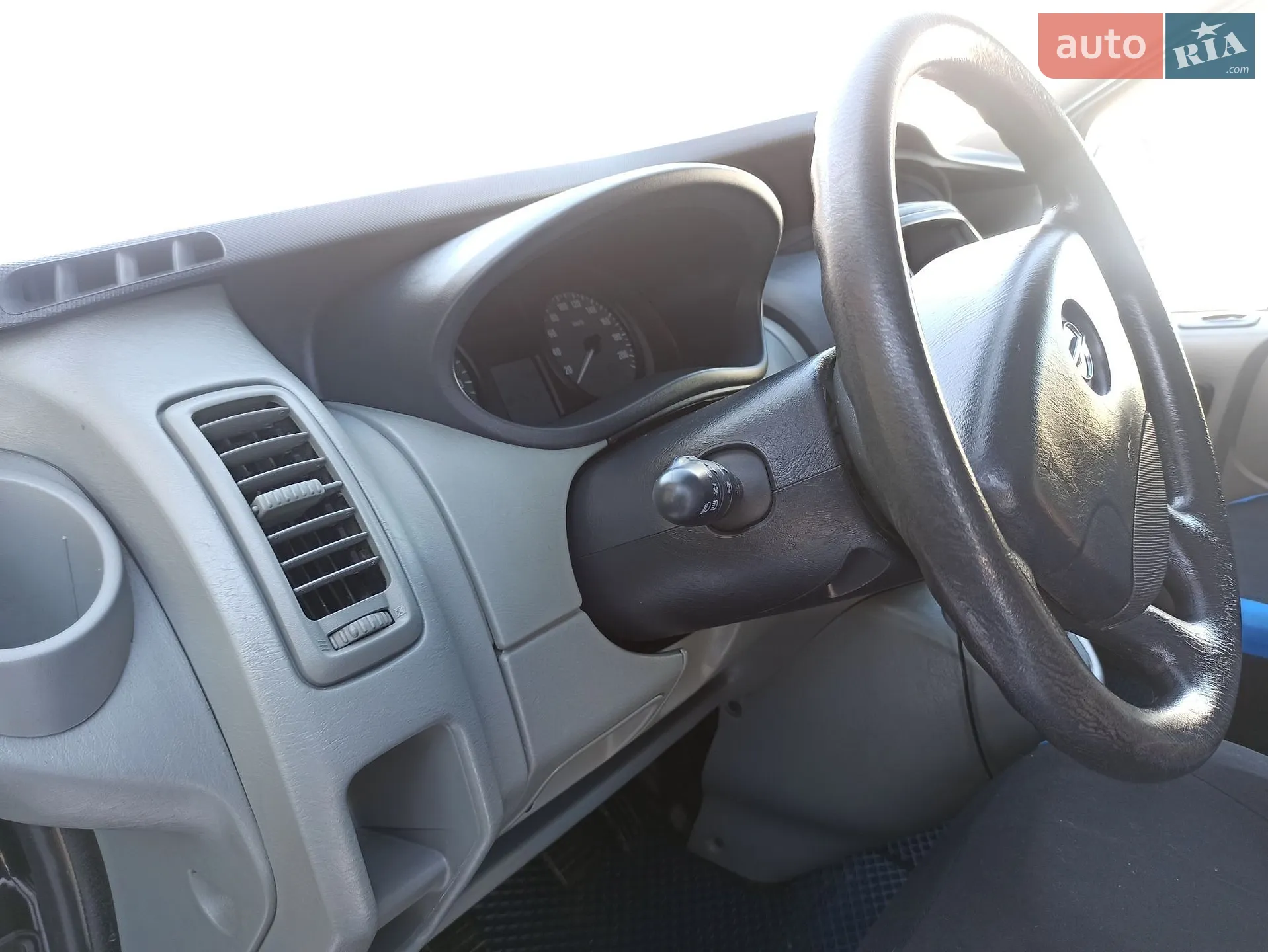 2011 Opel Vivaro - мініатюра 18