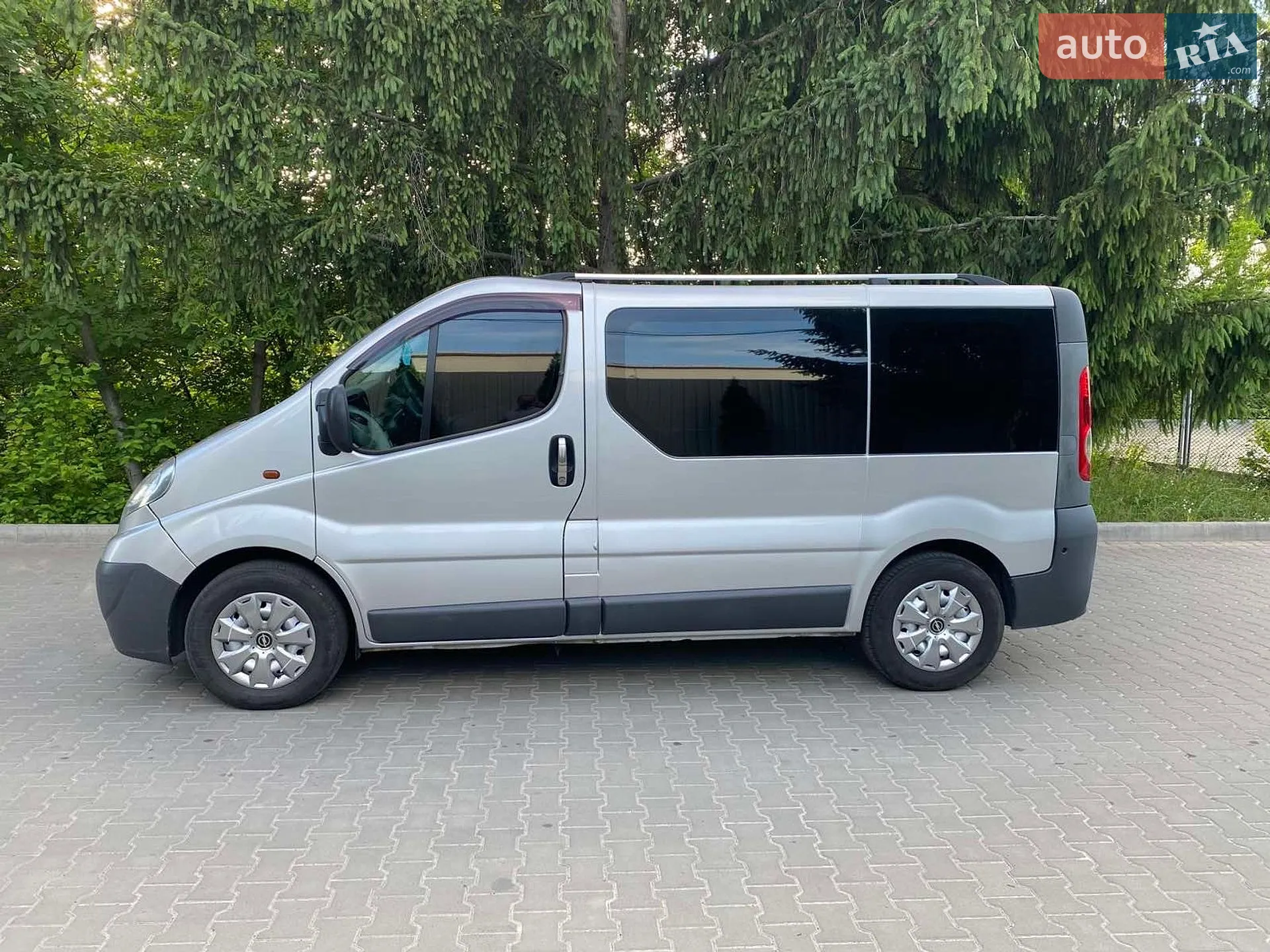 2010 Opel Vivaro - мініатюра 14