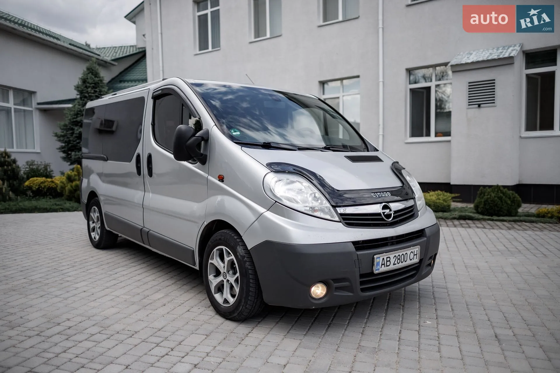 2010 Opel Vivaro - фото 1