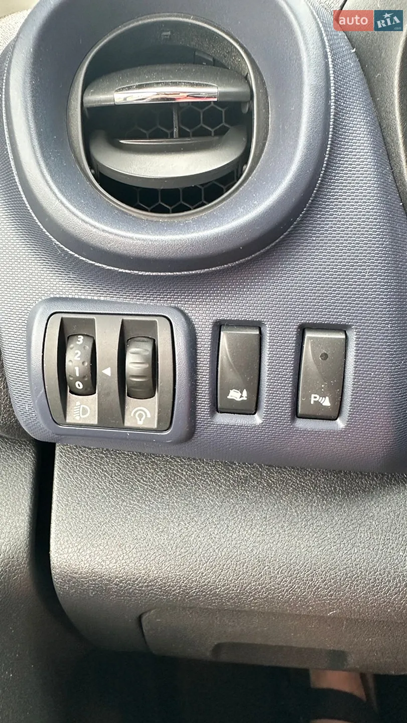 2016 Opel Vivaro - мініатюра 15