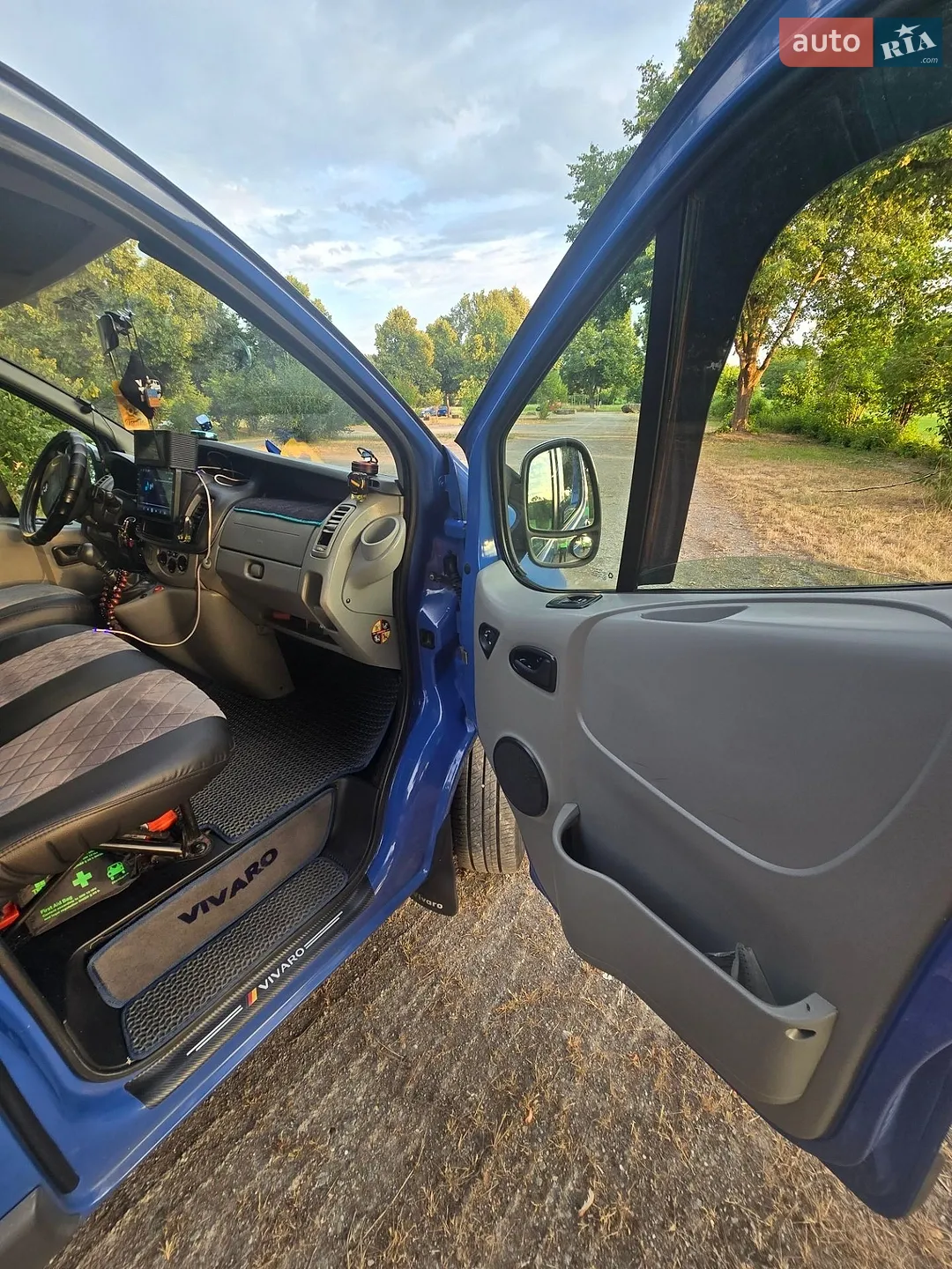 2010 Opel Vivaro - мініатюра 10