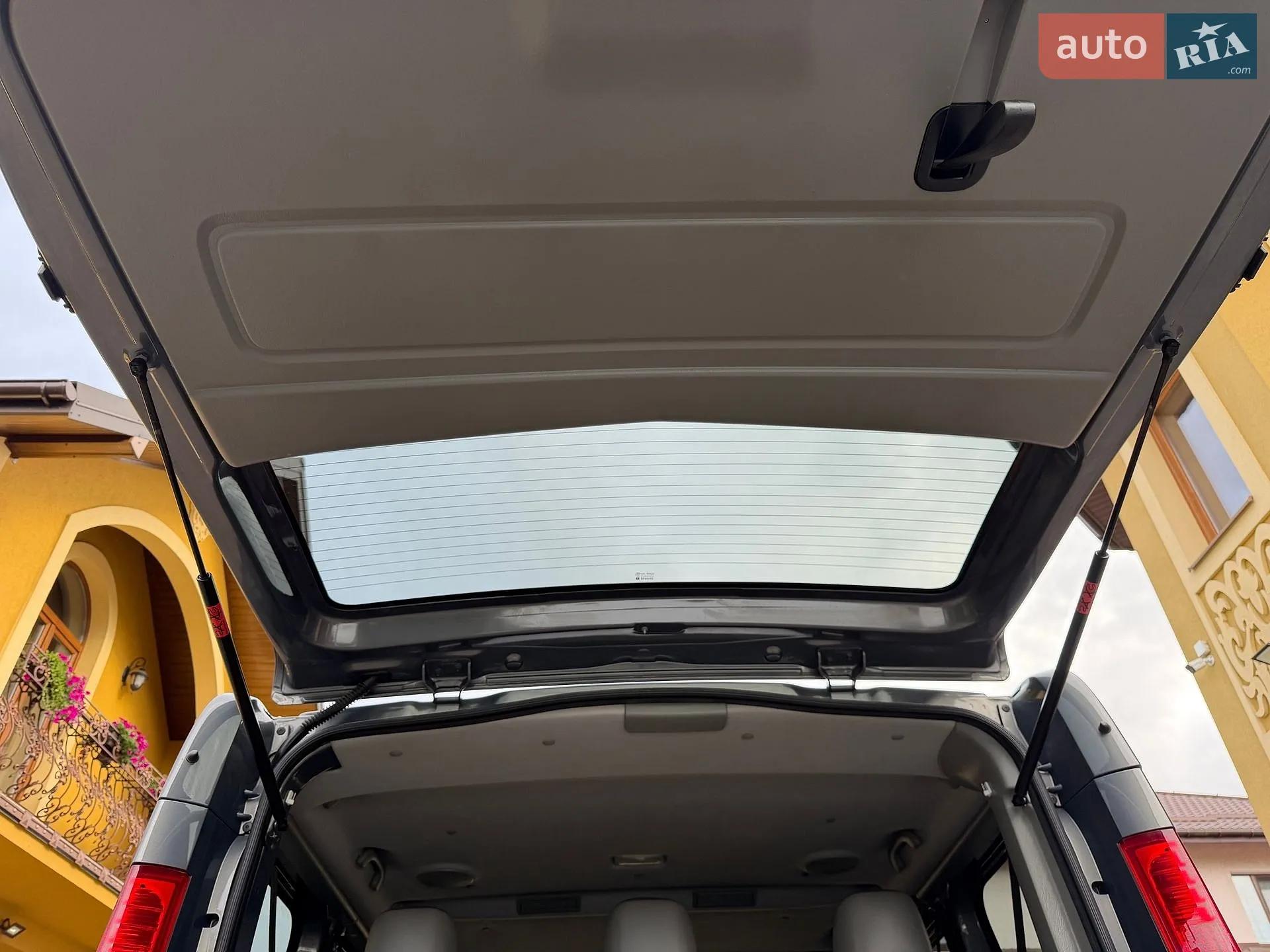 2014 Opel Vivaro - мініатюра 178