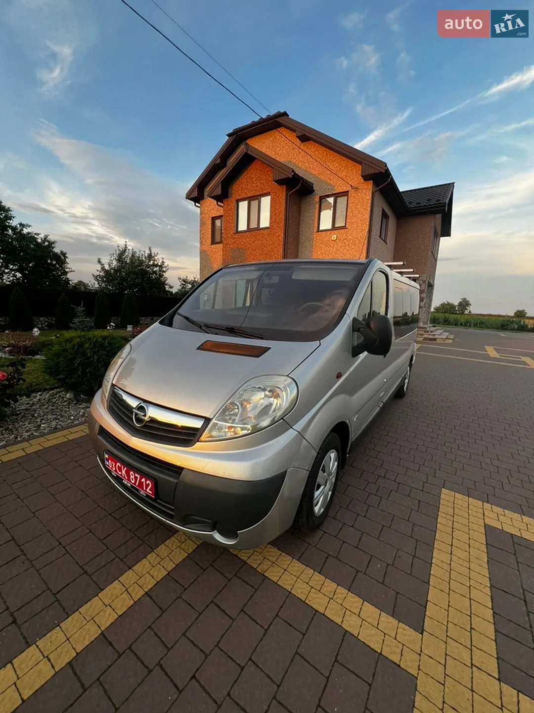 2011 Opel Vivaro - мініатюра 2