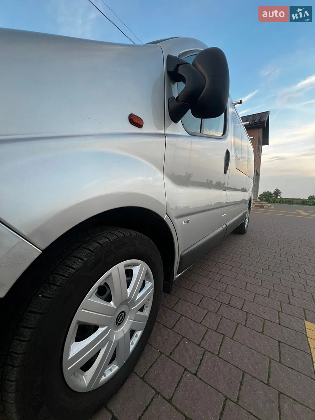 2011 Opel Vivaro - мініатюра 11