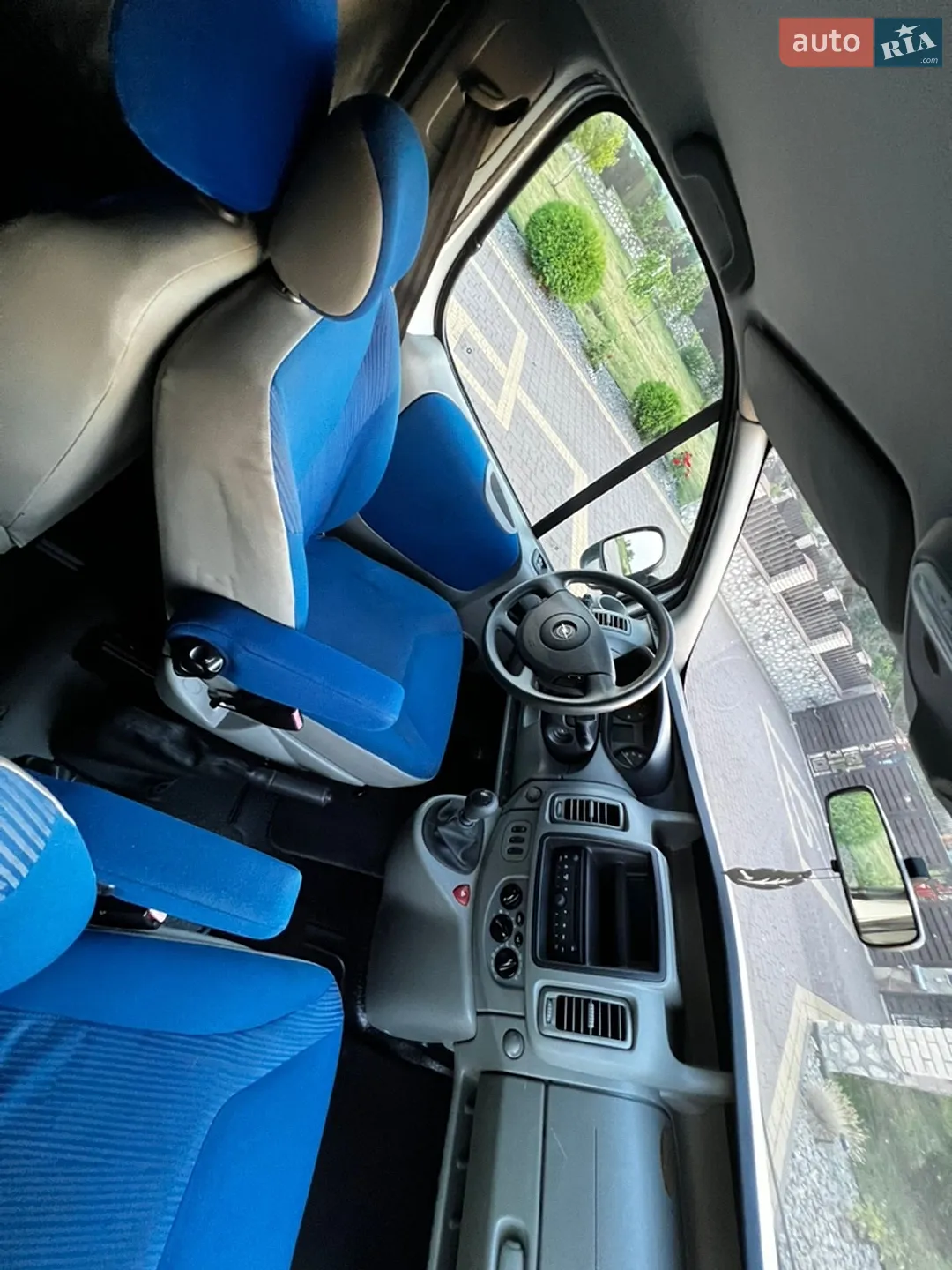 2011 Opel Vivaro - мініатюра 47