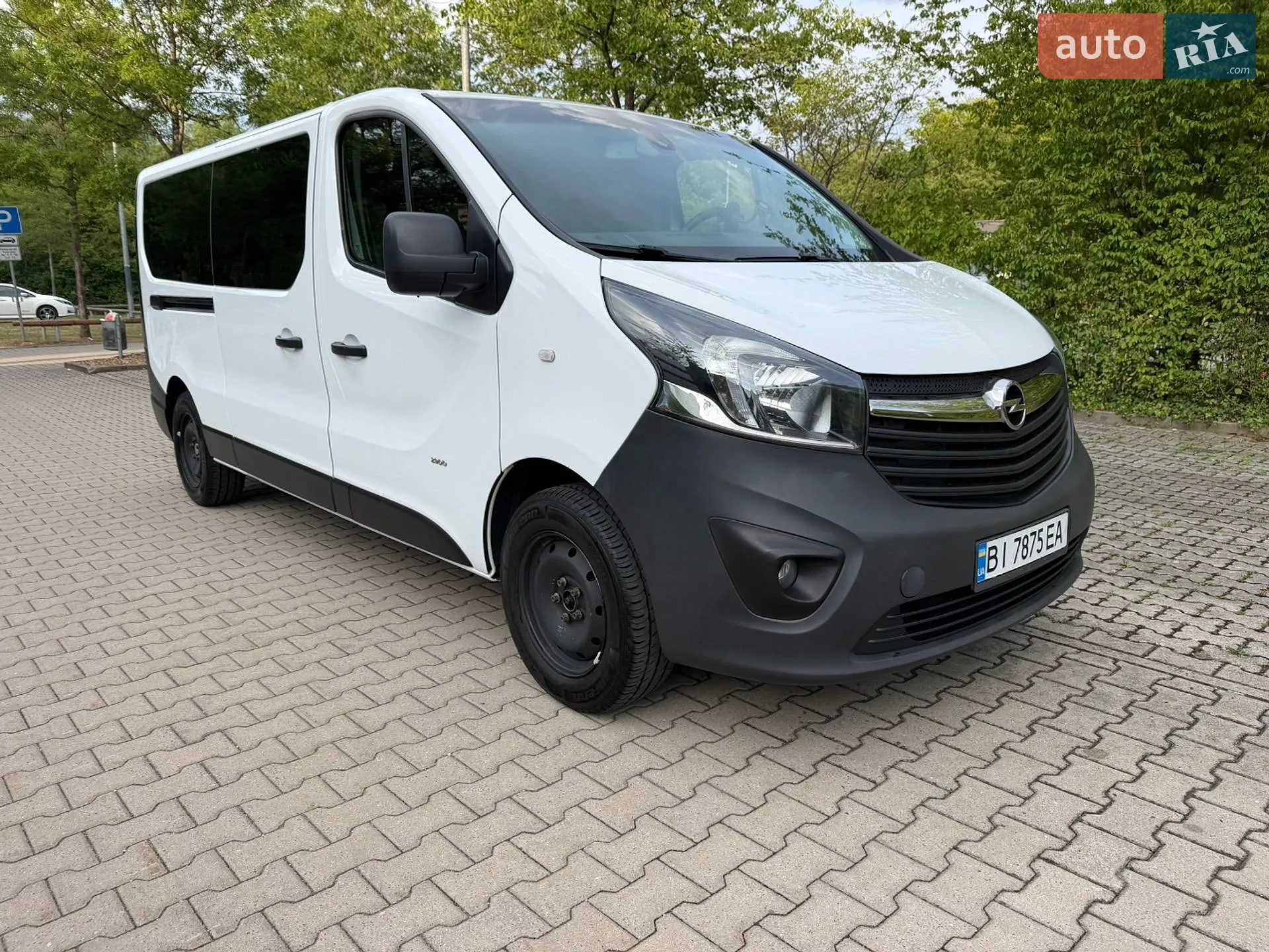 2015 Opel Vivaro - фото 1