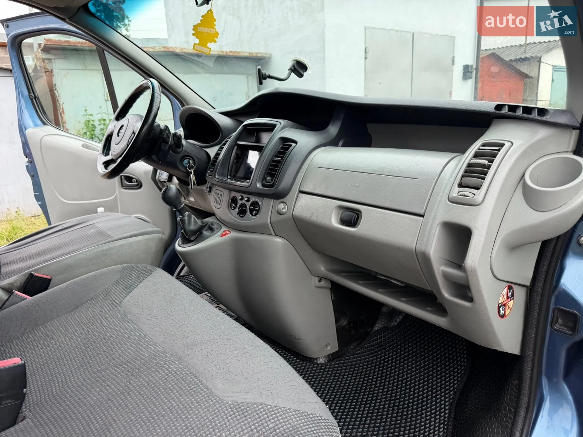 2010 Opel Vivaro - мініатюра 31