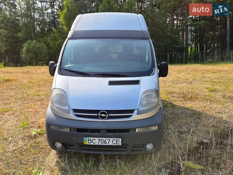 Opel Vivaro 2006