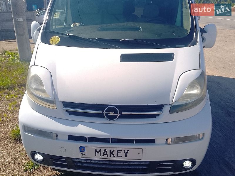 Opel Vivaro 2003