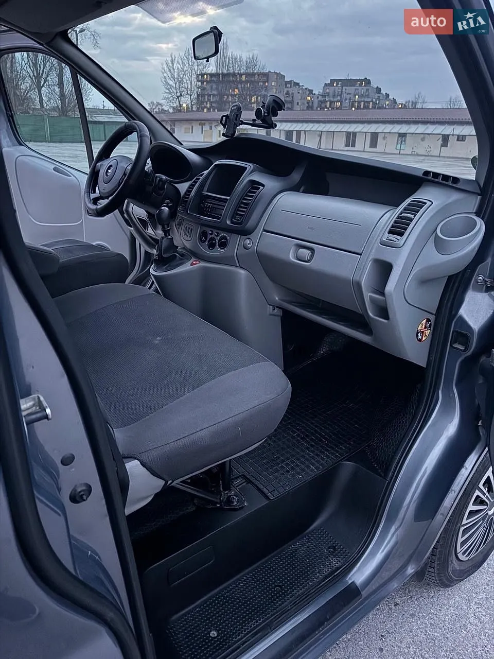 2011 Opel Vivaro - мініатюра 22