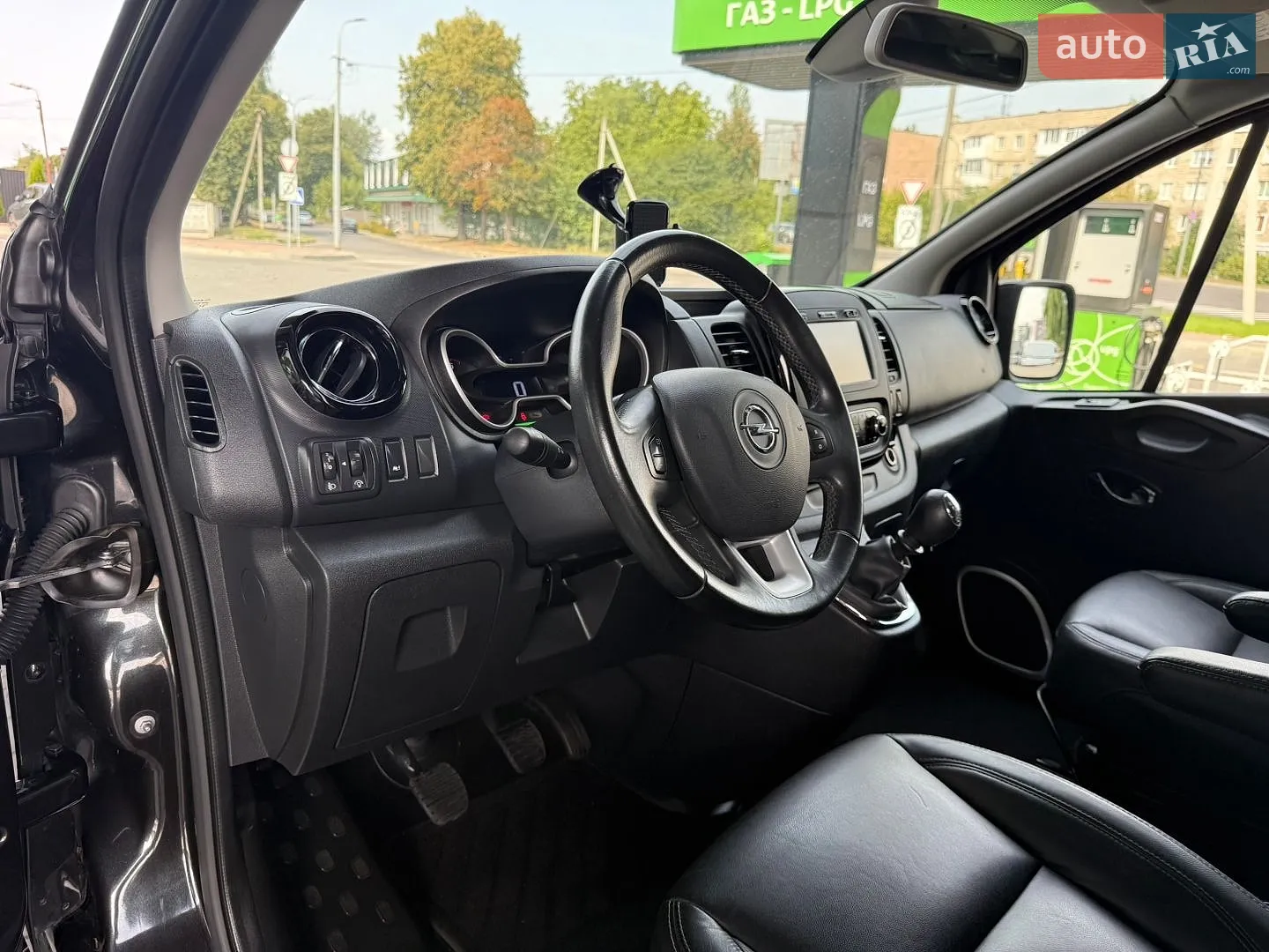 2017 Opel Vivaro - мініатюра 39
