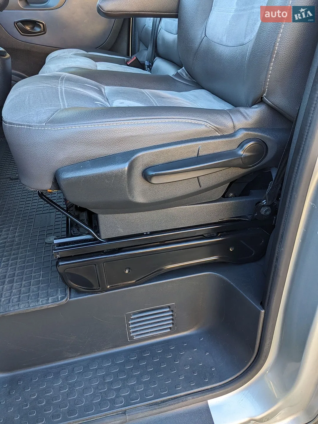 2017 Opel Vivaro - мініатюра 48