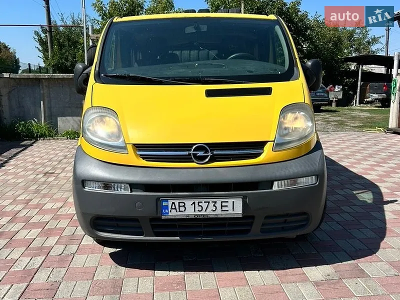 Opel Vivaro 2004