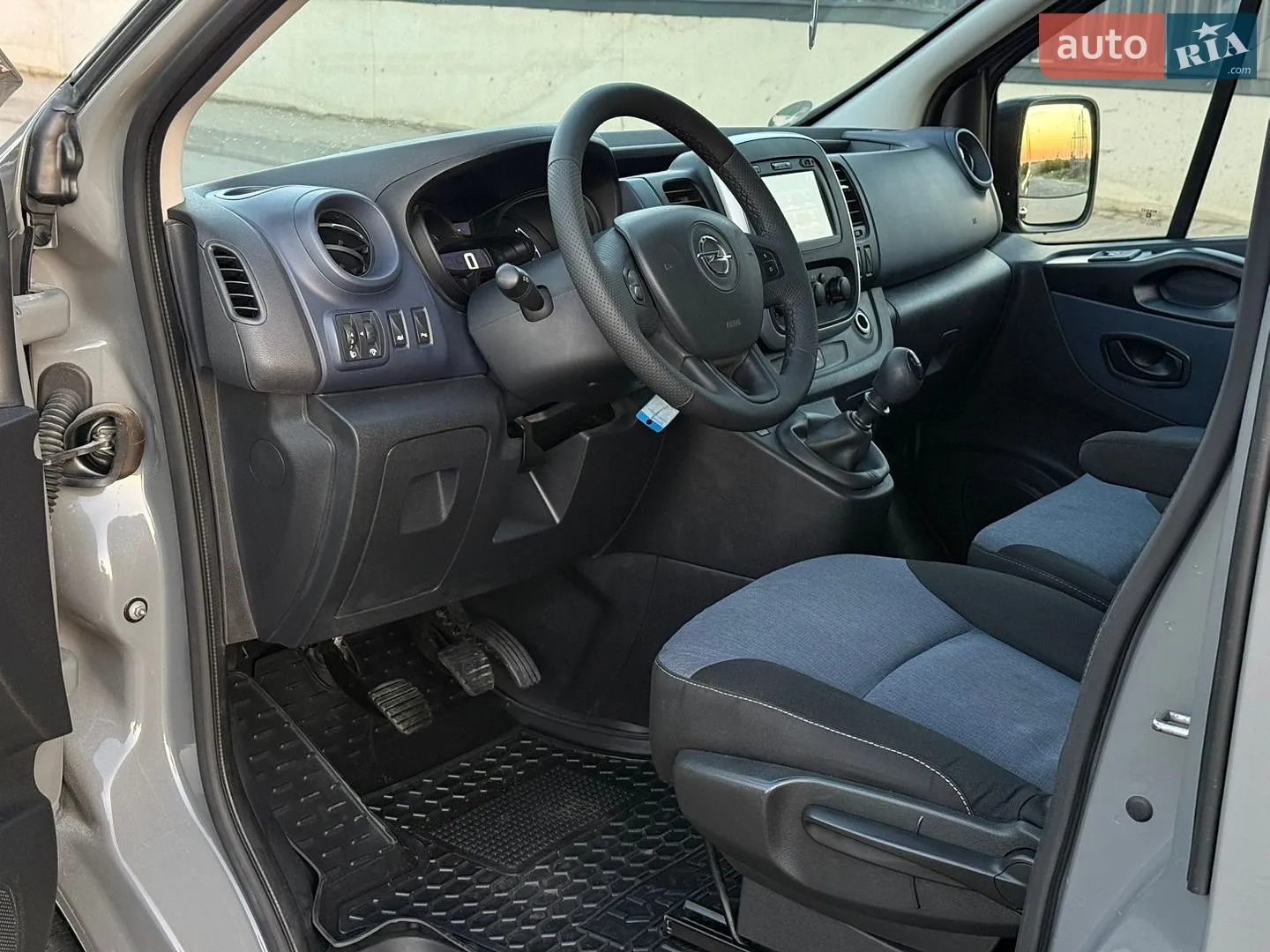 2016 Opel Vivaro - мініатюра 25