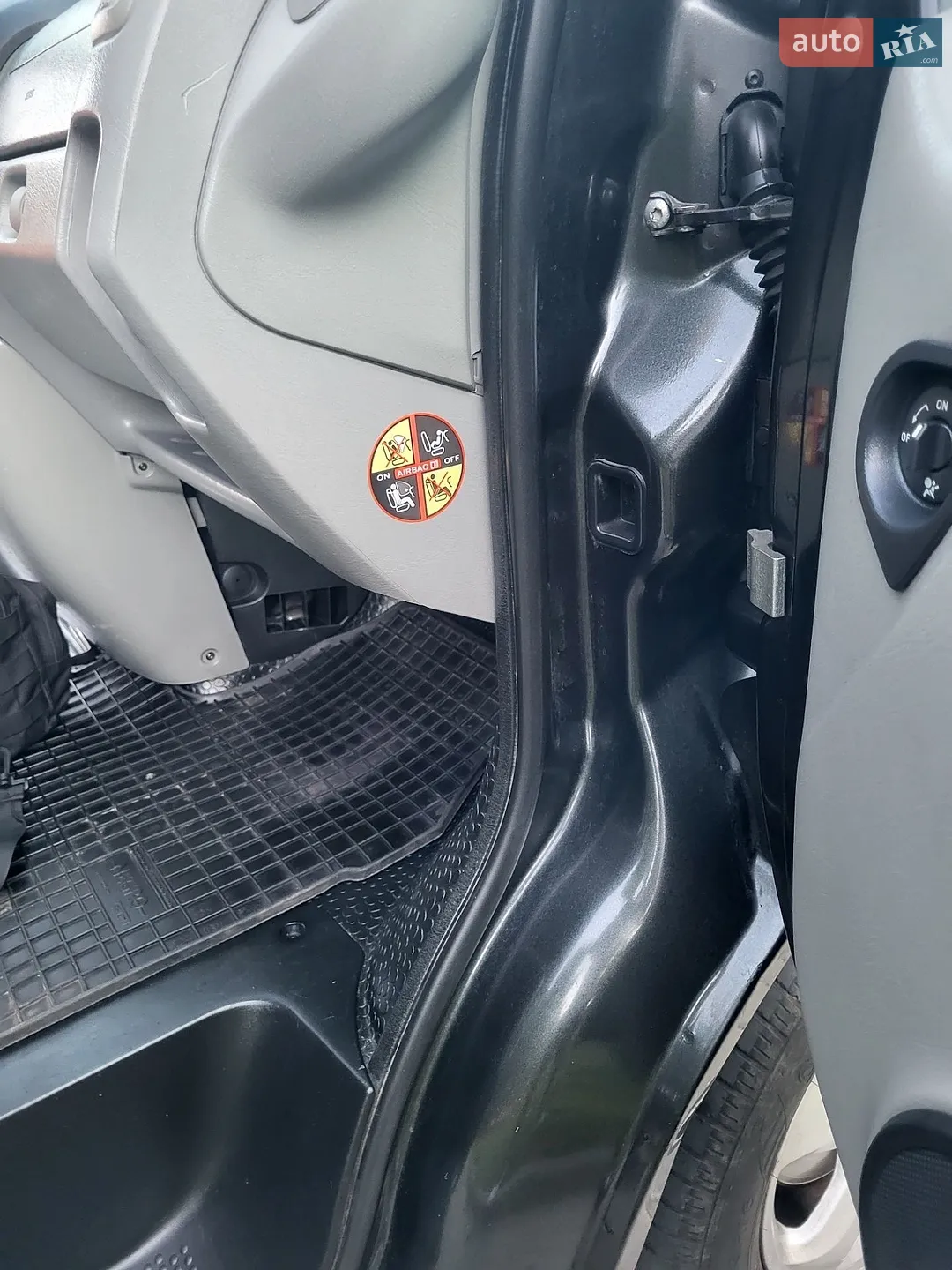 2013 Opel Vivaro - мініатюра 37