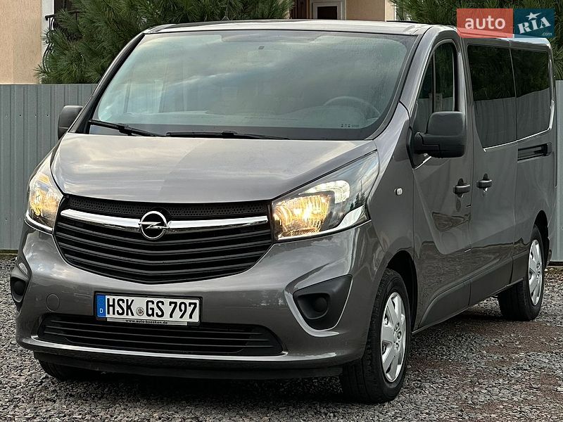 Opel Vivaro 2016
