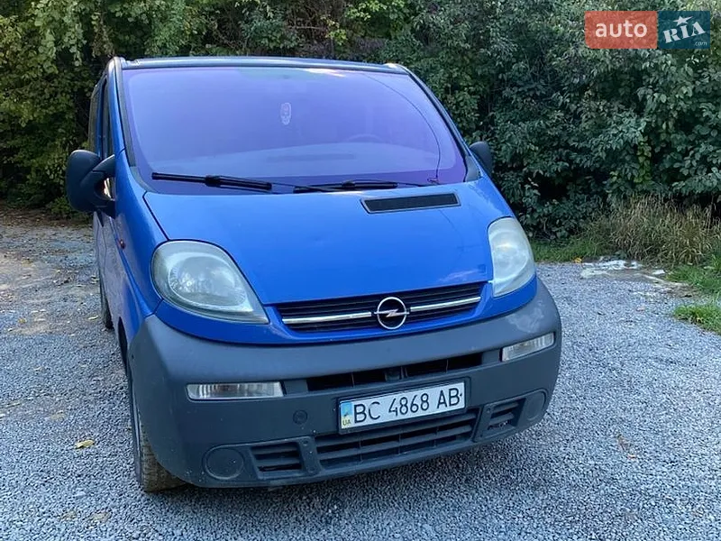 Opel Vivaro 2005