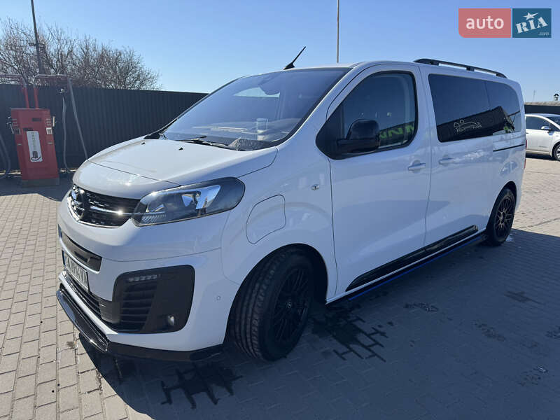 Мінівен Opel Zafira Life 2022 в Черкасах