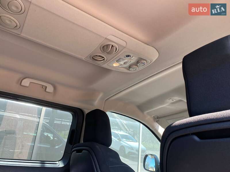 Минивэн Opel Zafira Life 2020 в Киеве фото 24 Минивэн Opel Zafira Life 2020 в Киеве