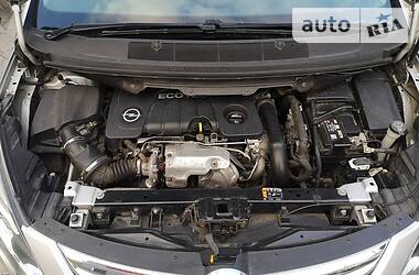 Минивэн Opel Zafira Tourer 2014 в 