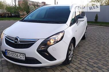 Универсал Opel Zafira Tourer 2014 в Ивано-Франковске