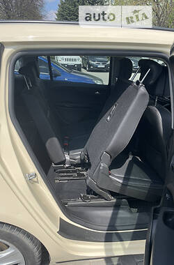 Минивэн Opel Zafira Tourer 2015 в 