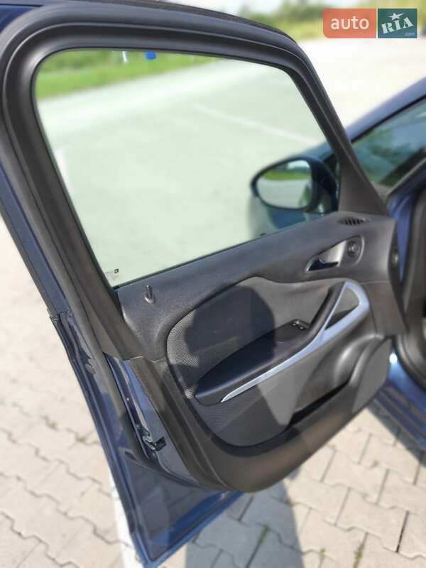 Минивэн Opel Zafira Tourer 2013 в Коломые