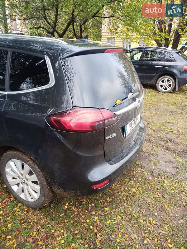 Минивэн Opel Zafira Tourer 2013 в Староконстантинове