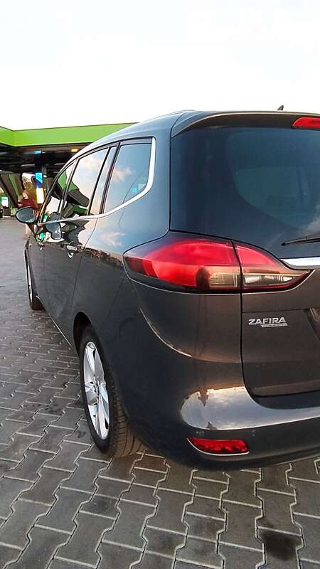 Минивэн Opel Zafira Tourer 2014 в Стрые
