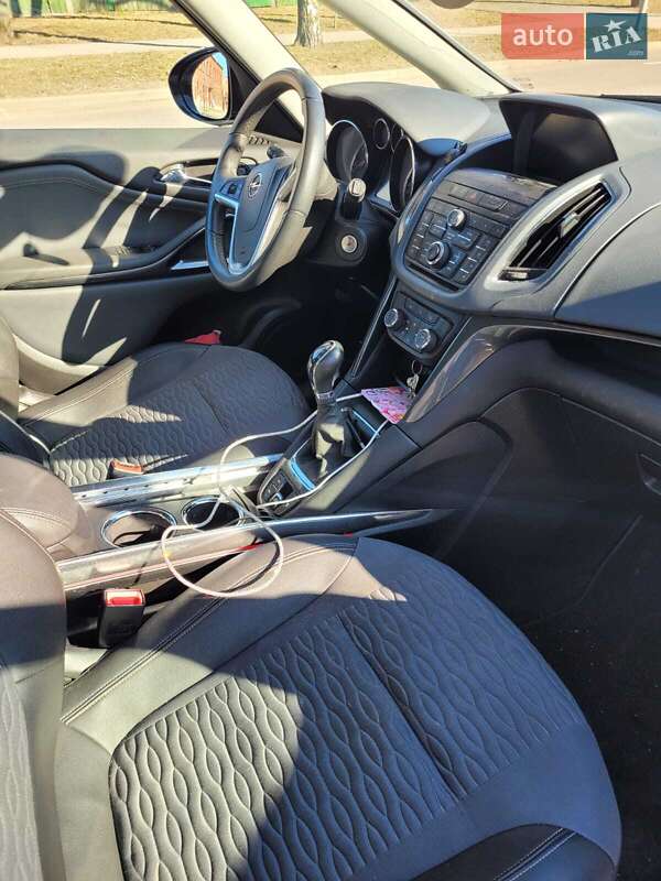 Минивэн Opel Zafira Tourer 2014 в Киеве фото 6 Минивэн Opel Zafira Tourer 2014 в Киеве