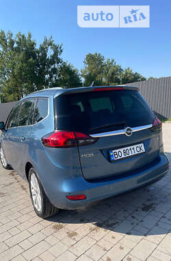 Минивэн Opel Zafira Tourer 2014 в Козове