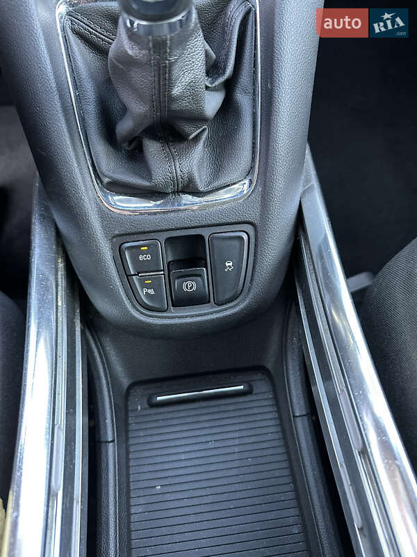 Минивэн Opel Zafira Tourer 2017 в Раздельной