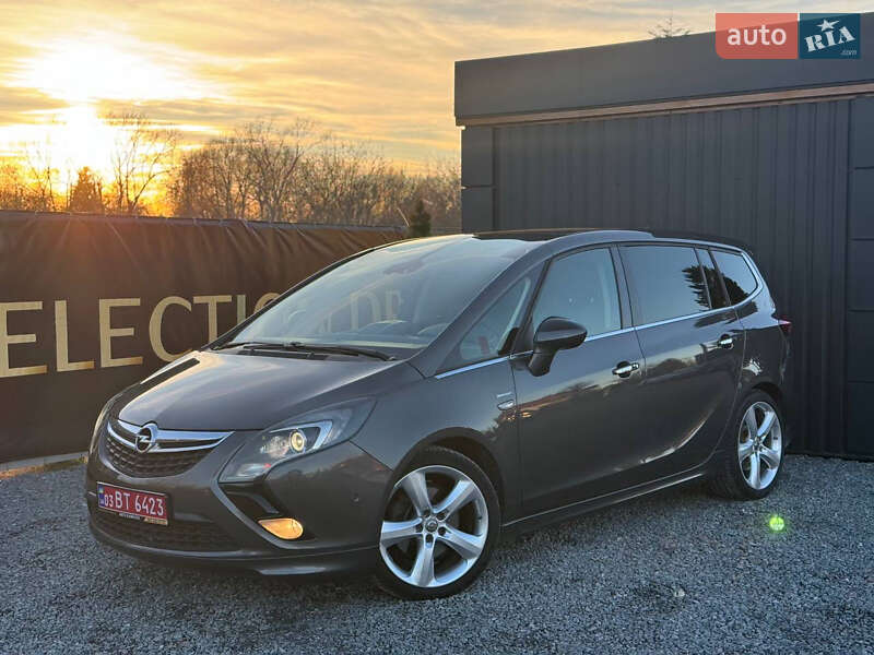 Мінівен Opel Zafira Tourer 2012 в Дрогобичі