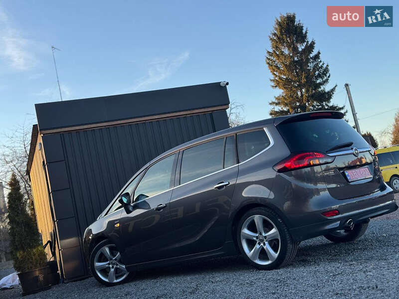 Мінівен Opel Zafira Tourer 2012 в Дрогобичі