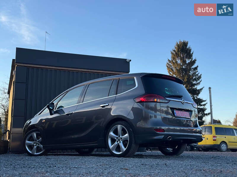 Мінівен Opel Zafira Tourer 2012 в Дрогобичі