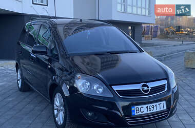 Минивэн Opel Zafira Tourer 2013 в 