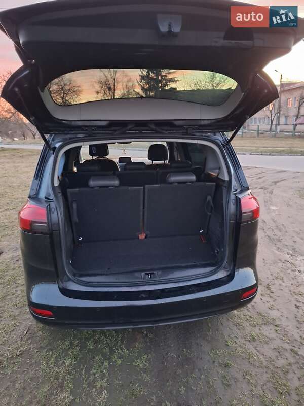 Мінівен Opel Zafira Tourer 2015 в Ізяславі