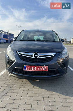 Мінівен Opel Zafira Tourer 2012 в 
