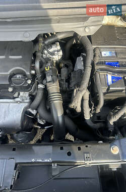 Мінівен Opel Zafira Tourer 2012 в 