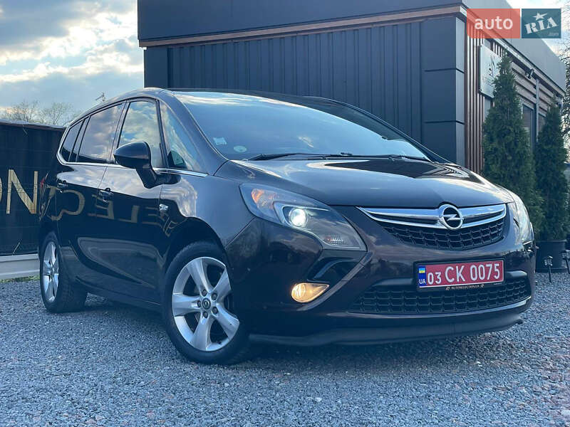 Мінівен Opel Zafira Tourer 2013 в Дрогобичі