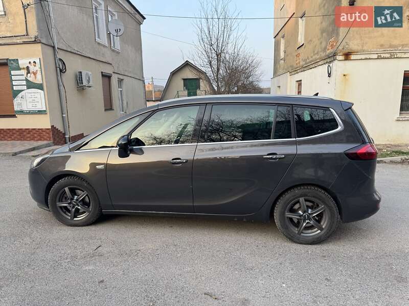 Мінівен Opel Zafira Tourer 2012 в Зборові