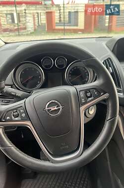 Мінівен Opel Zafira Tourer 2015 в 