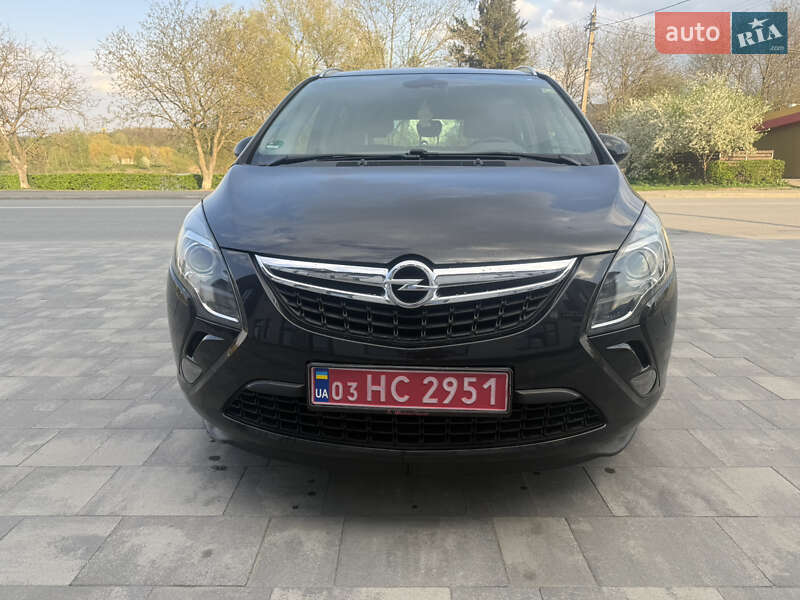 Мінівен Opel Zafira Tourer 2012 в Красилові