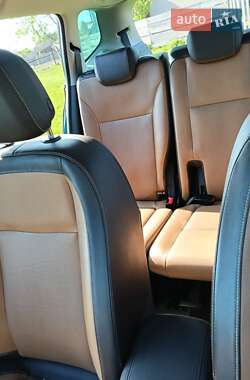 Мінівен Opel Zafira Tourer 2013 в 