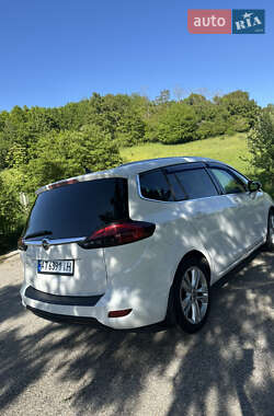Минивэн Opel Zafira Tourer 2012 в 