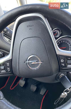 Минивэн Opel Zafira Tourer 2014 в 