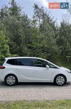 Минивэн Opel Zafira Tourer 2012 в 